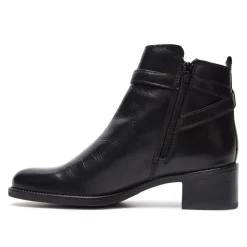 Almafi Black Leather Ankle Boots<Carl Scarpa Store