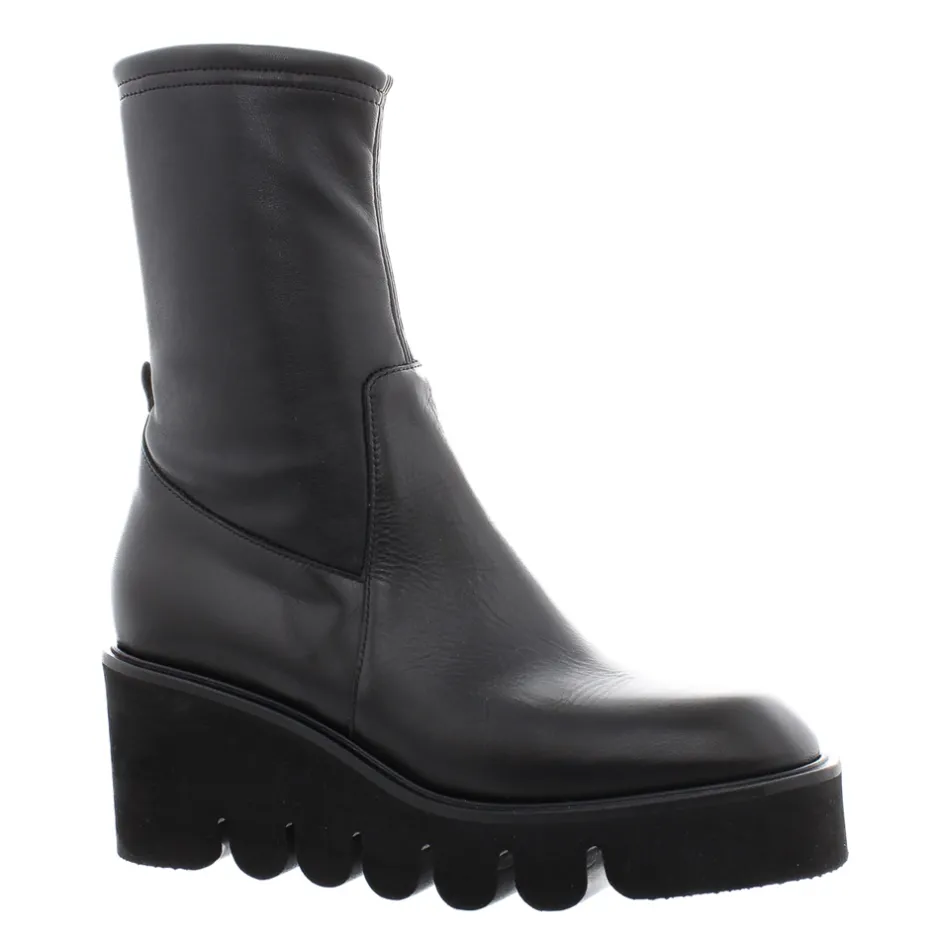 Ariel Black Leather Wavesole Ankle Boots<Carl Scarpa Hot