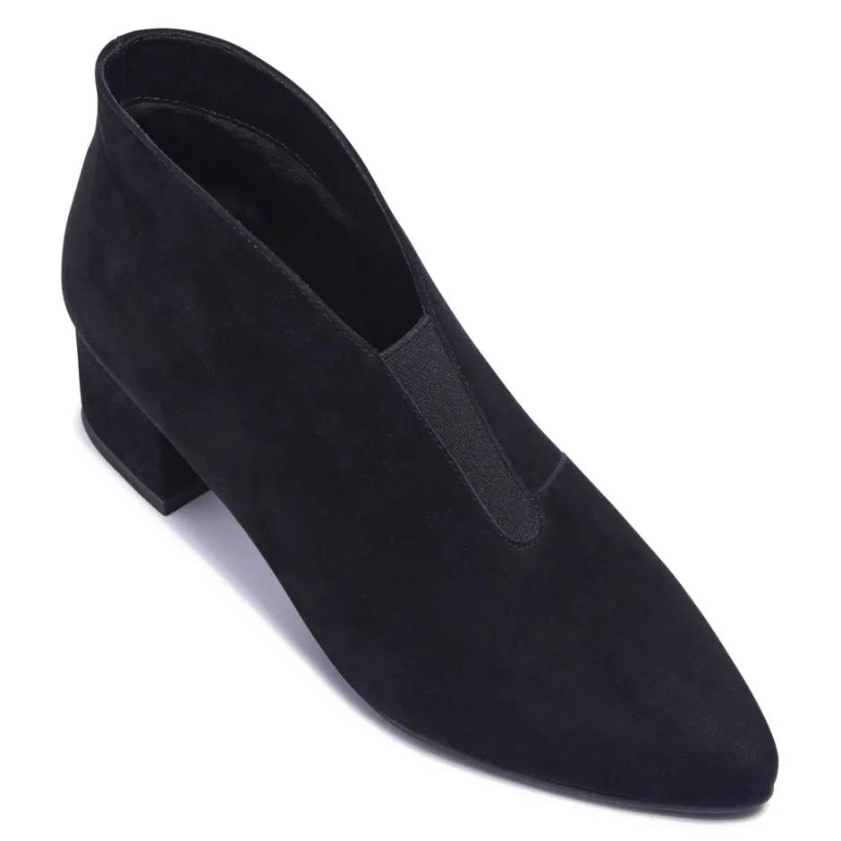 Blenniee Black Suede Ankle Boots<Carl Scarpa Sale