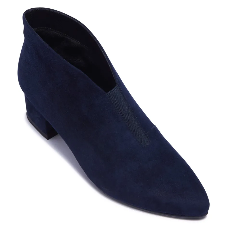 Blenniee Navy Suede Ankle Boots<Carl Scarpa Best Sale
