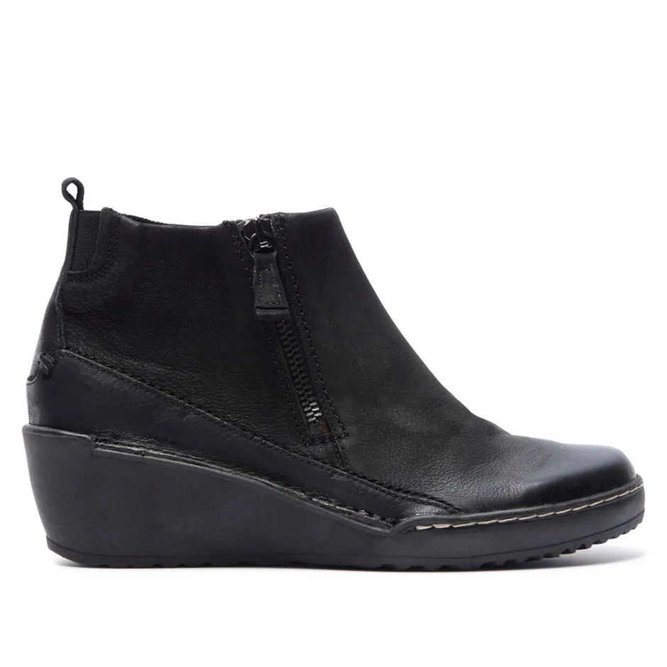 MAEVE BLACK LEATHER ANKLE BOOTS<Carl Scarpa Cheap