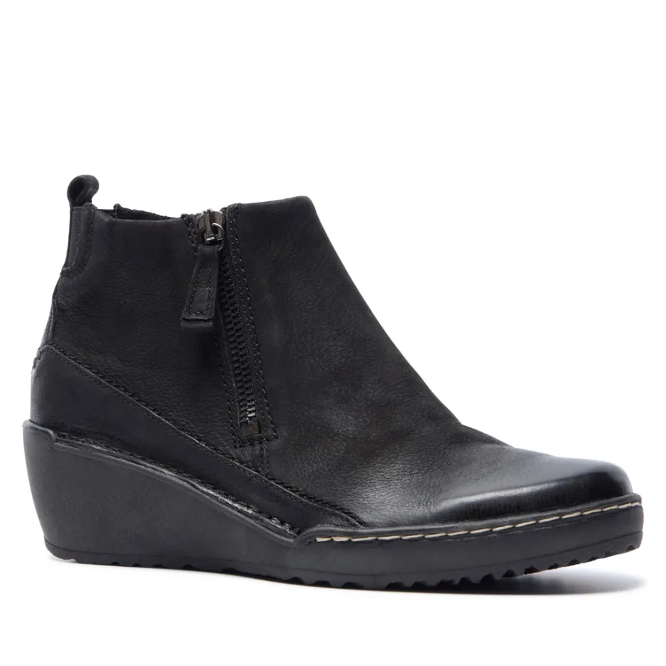 MAEVE BLACK LEATHER ANKLE BOOTS<Carl Scarpa Cheap