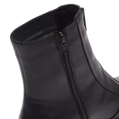 Sanica Black Leather Ankle Boots<Carl Scarpa Shop