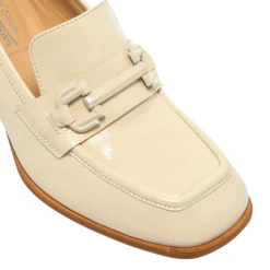 Senso Off White Leather Block Heel Loafers<Carl Scarpa Flash Sale