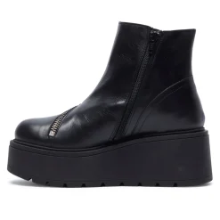 Serpentina Black Leather Ankle Boots<Carl Scarpa Store