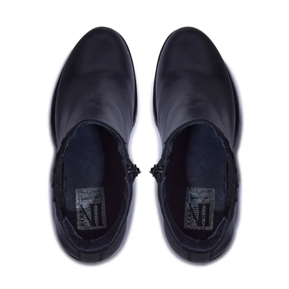 Trepani Black Leather Ankle Boots<Carl Scarpa Shop